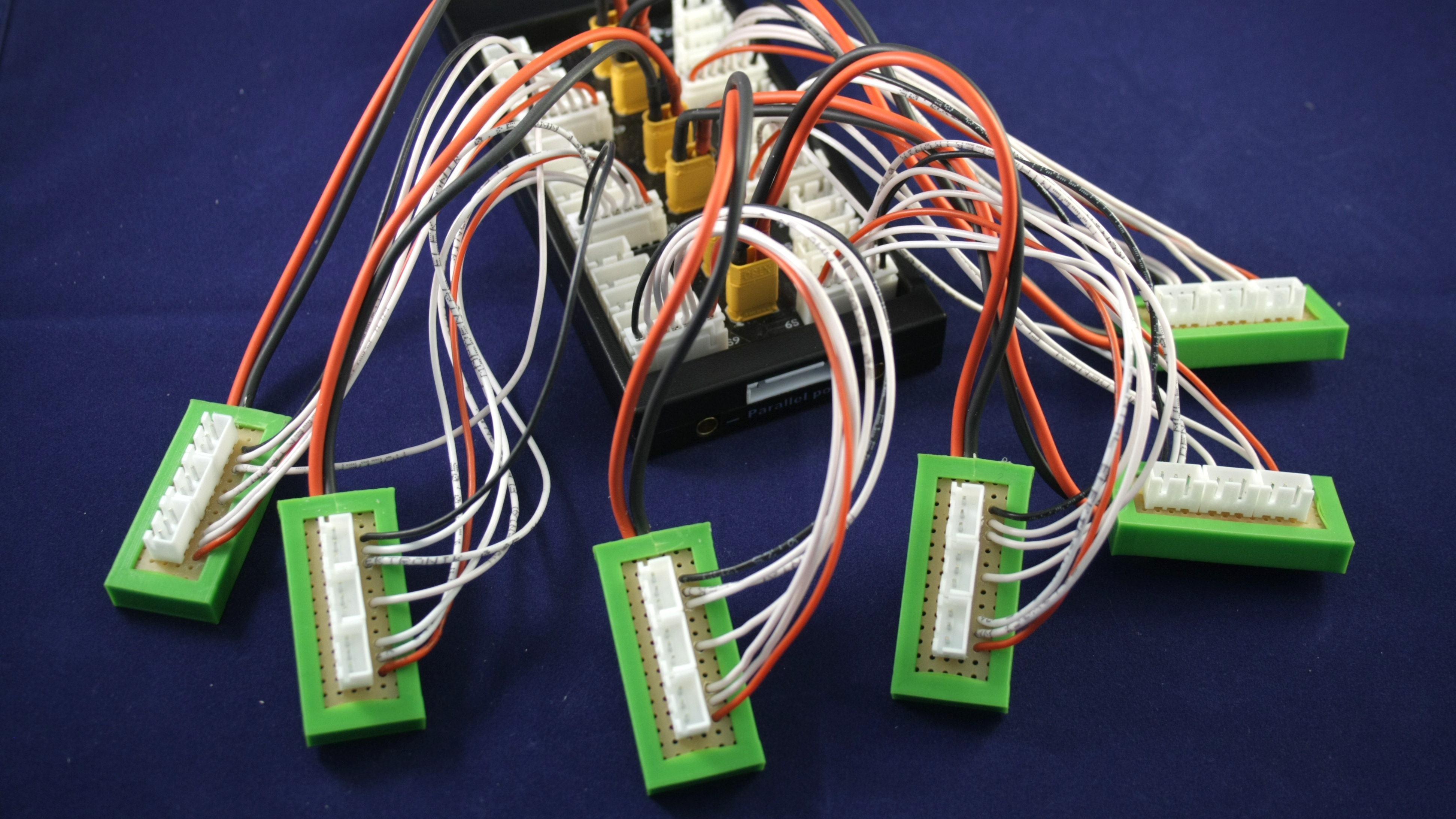 Serial Charging 2S batteries or how to charge 18, 2S batteries with